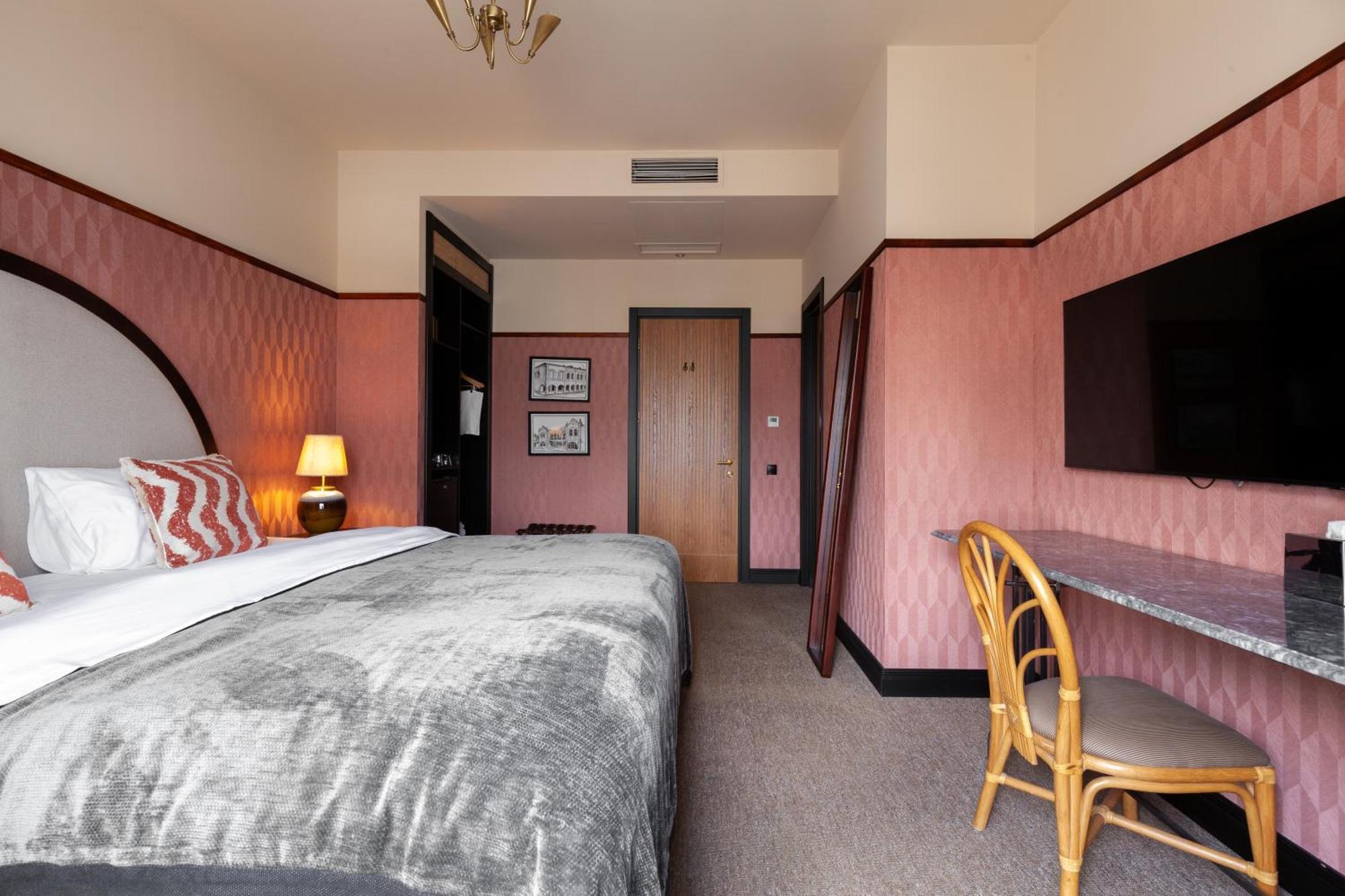 Communal Hotel كوتايسي المظهر الخارجي الصورة