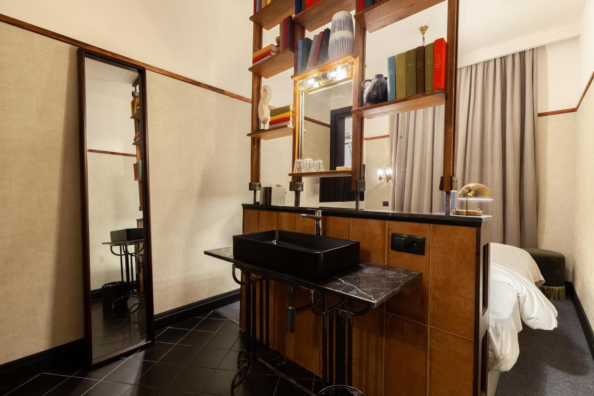 Communal Hotel كوتايسي الغرفة الصورة